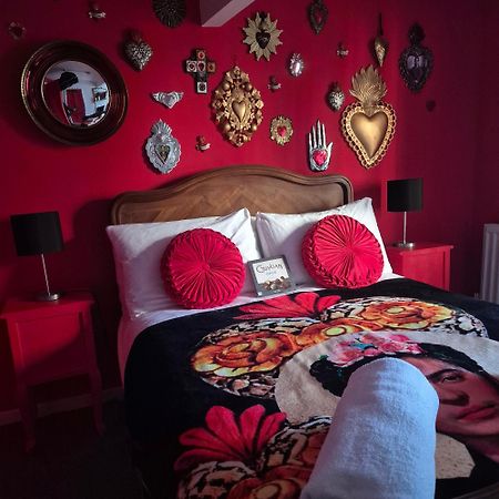 Frida'S Cottage Уитби Екстериор снимка