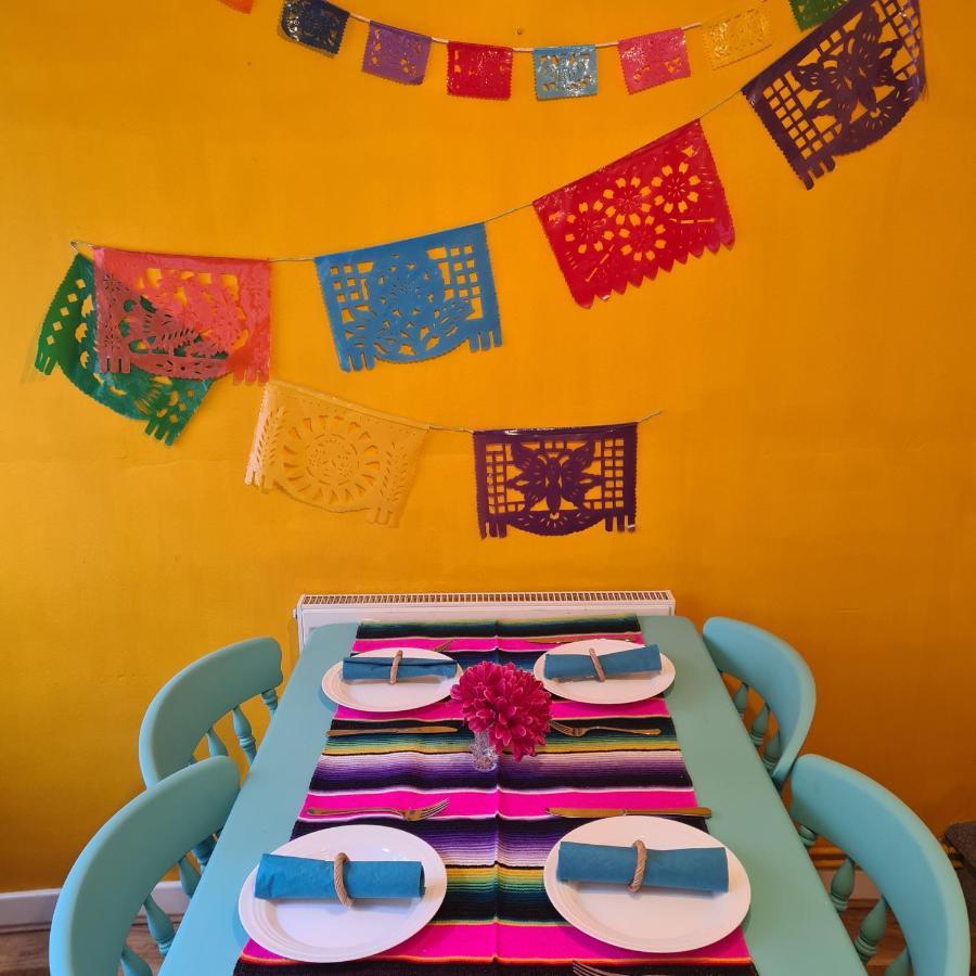 Frida'S Cottage Уитби Екстериор снимка