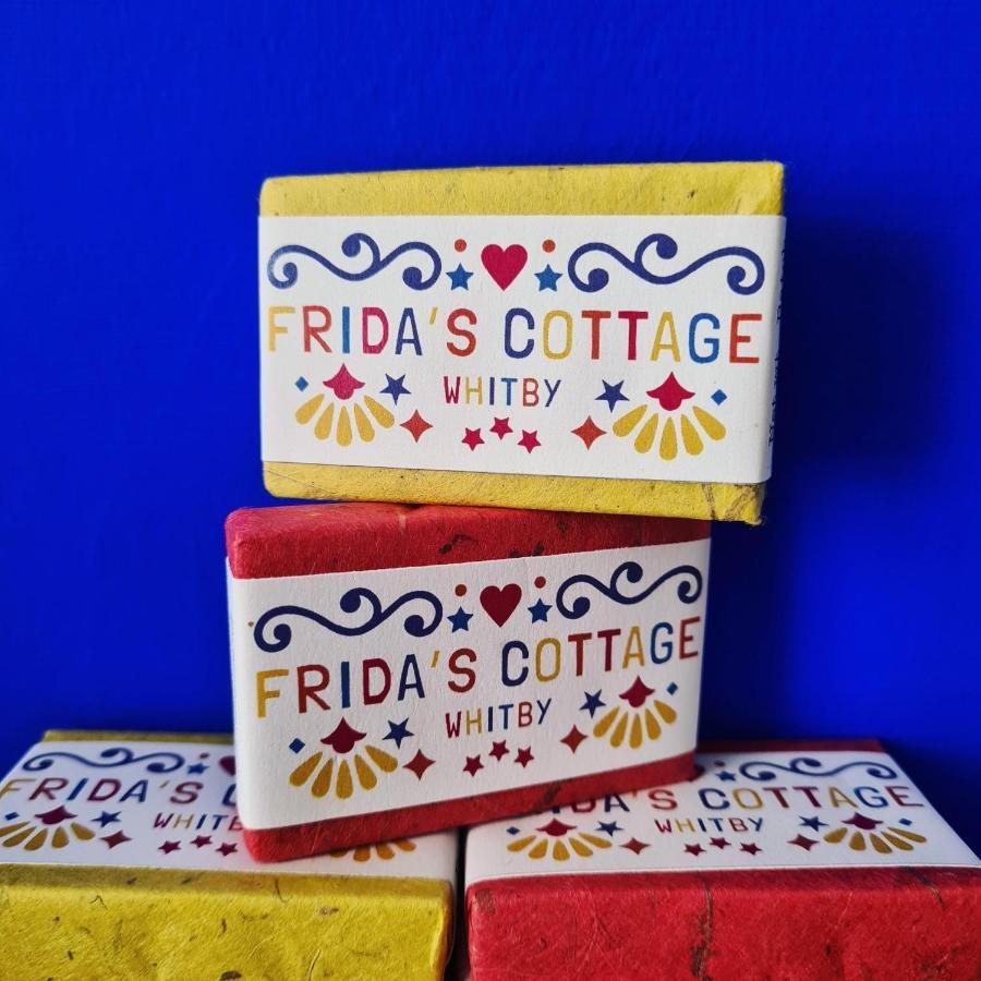 Frida'S Cottage Уитби Екстериор снимка